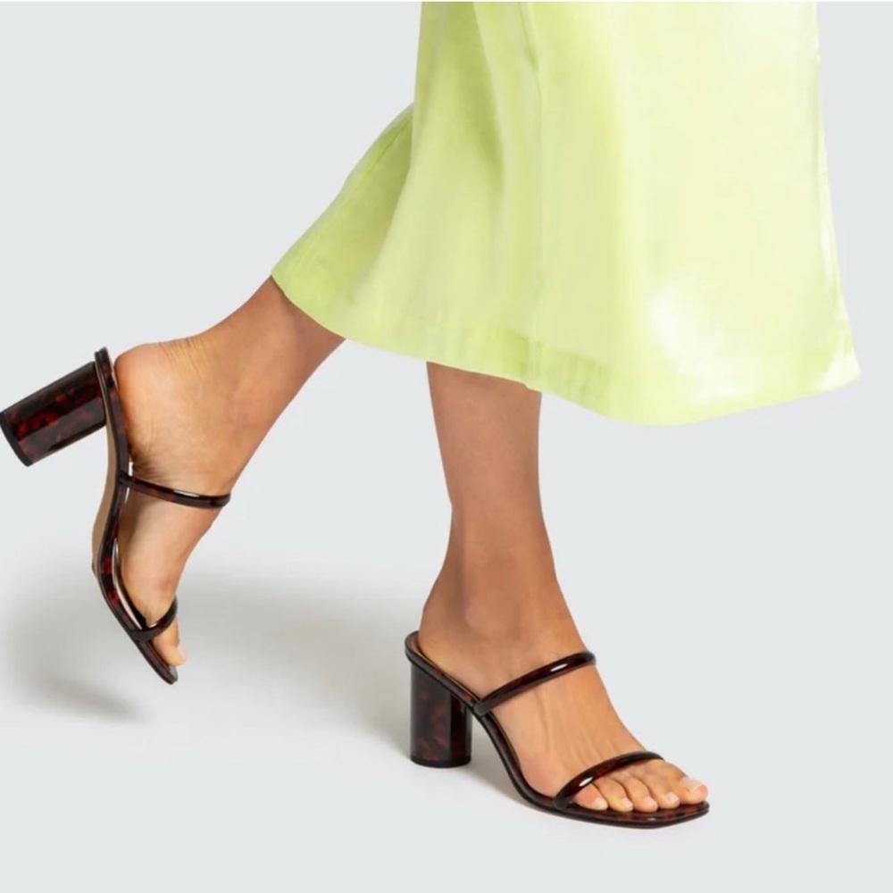Elegant Brown Heeled Size 6